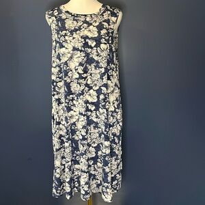 Apt. 9 - women's sleeveless silky dress floral with denim look vibe blue/white